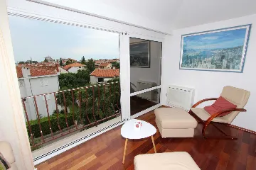 Three-Bedroom Apartment in Rovinj with Balcony
