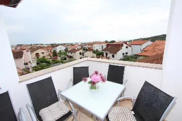 Three-Bedroom Apartment in Rovinj with Balcony