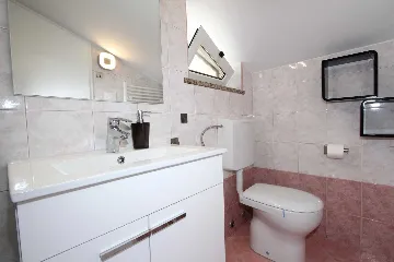 Three-Bedroom Apartment in Rovinj with Balcony