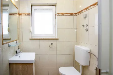 Two-Bedroom Apartment in Rovinj with Parking