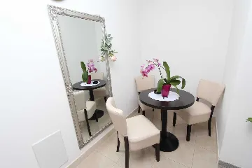 Two-Bedroom Apartment in Rovinj with Parking