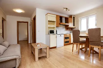 Two-Bedroom Apartment in Rovinj for Up to 5 Guests