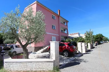 Two-Bedroom Apartment in Rovinj for Up to 5 Guests