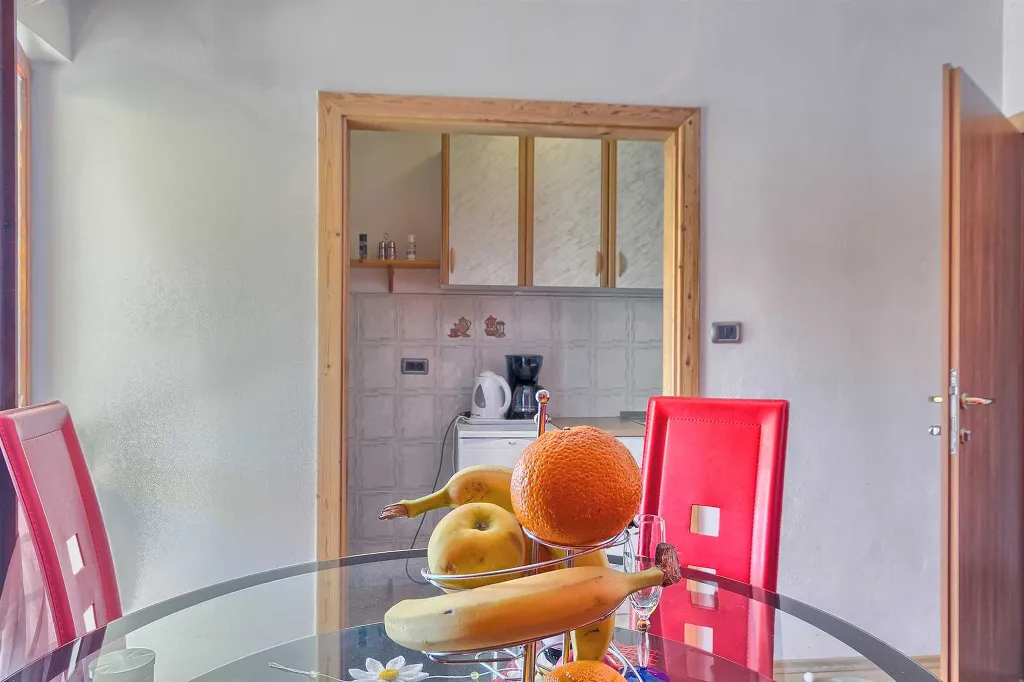 One-Bedroom Apartment with Pool in Kanfanar