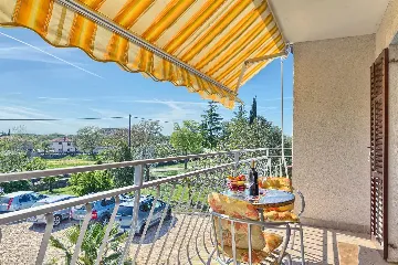 One-Bedroom Apartment with Pool in Kanfanar