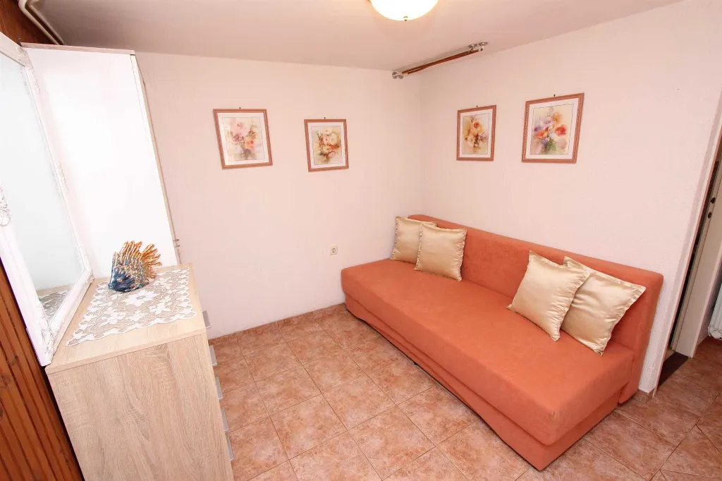 Two-Bedroom Apartment in Rovinj for 3 Guests