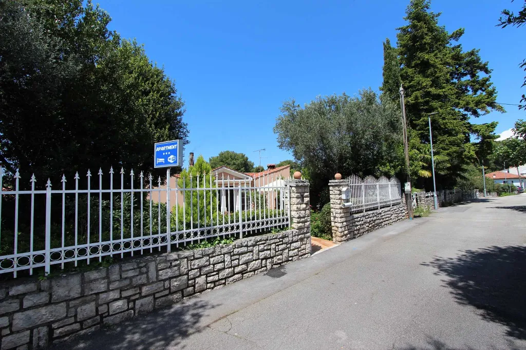 Two-Bedroom Apartment in Rovinj for 3 Guests