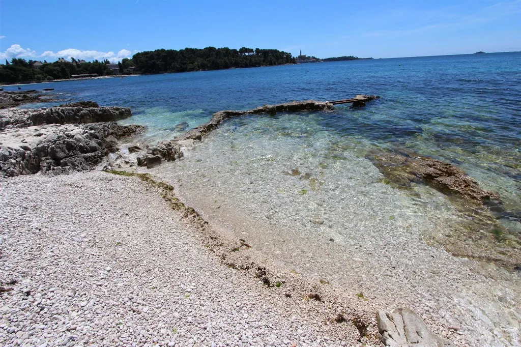 One-Bedroom Apartment in Rovinj for 2-3 Guests