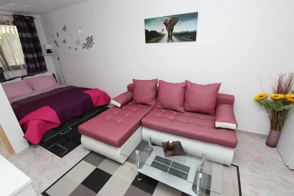 Studio Apartment for 3 Guests in Rovinj