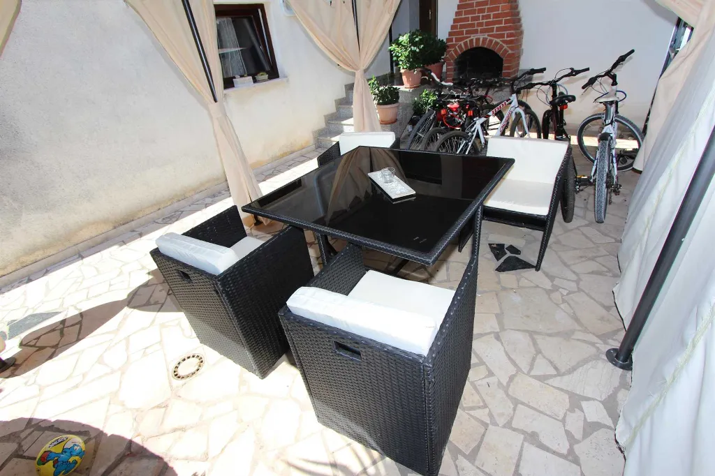 One-Bedroom Apartment for 2 in Rovinj