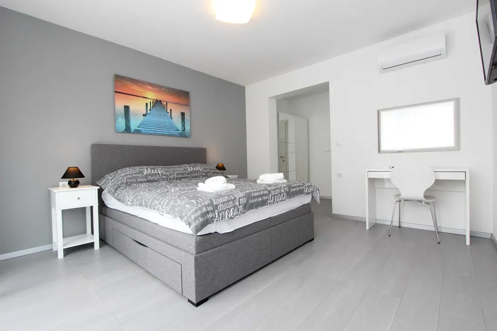 Holiday House with Pool for 5 Guests in Rovinj