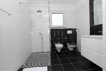 Holiday House with Pool for 5 Guests in Rovinj