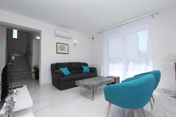 Holiday House with Pool for 5 Guests in Rovinj