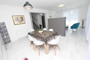 Holiday House with Pool for 5 Guests in Rovinj