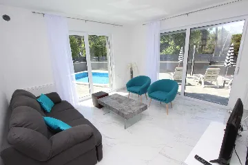 Holiday House with Pool for 5 Guests in Rovinj