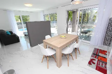 Holiday House with Pool for 5 Guests in Rovinj