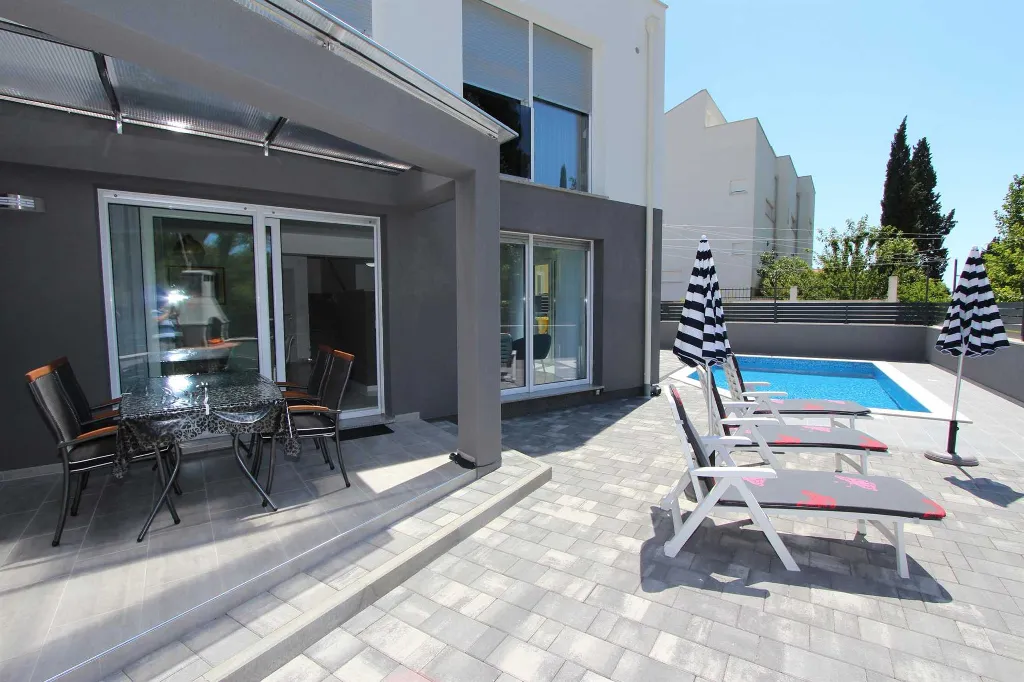 Holiday House with Pool for 5 Guests in Rovinj