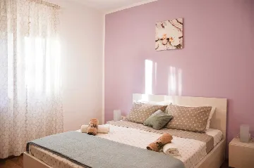 Holiday House for 6 Guests in Rovinj with Garden