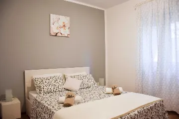 Holiday House for 6 Guests in Rovinj with Garden