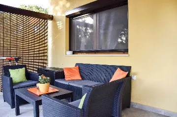 Holiday House for 6 Guests in Rovinj with Garden