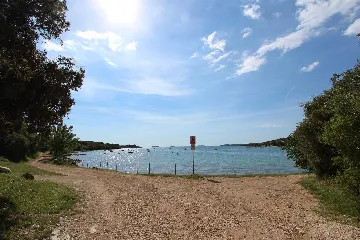 Holiday House for 6 Guests in Rovinj with Garden