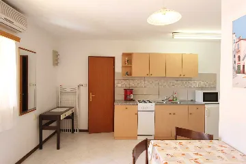 Studio Apartment in Rovinj with Terrace