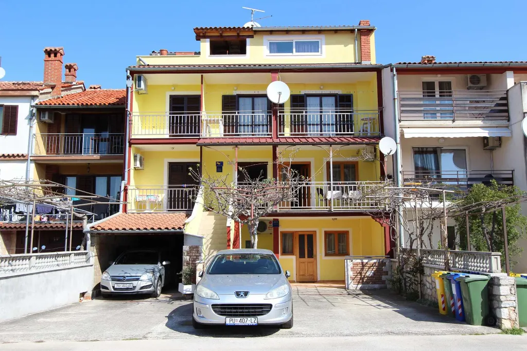 Studio Apartment in Rovinj with Terrace