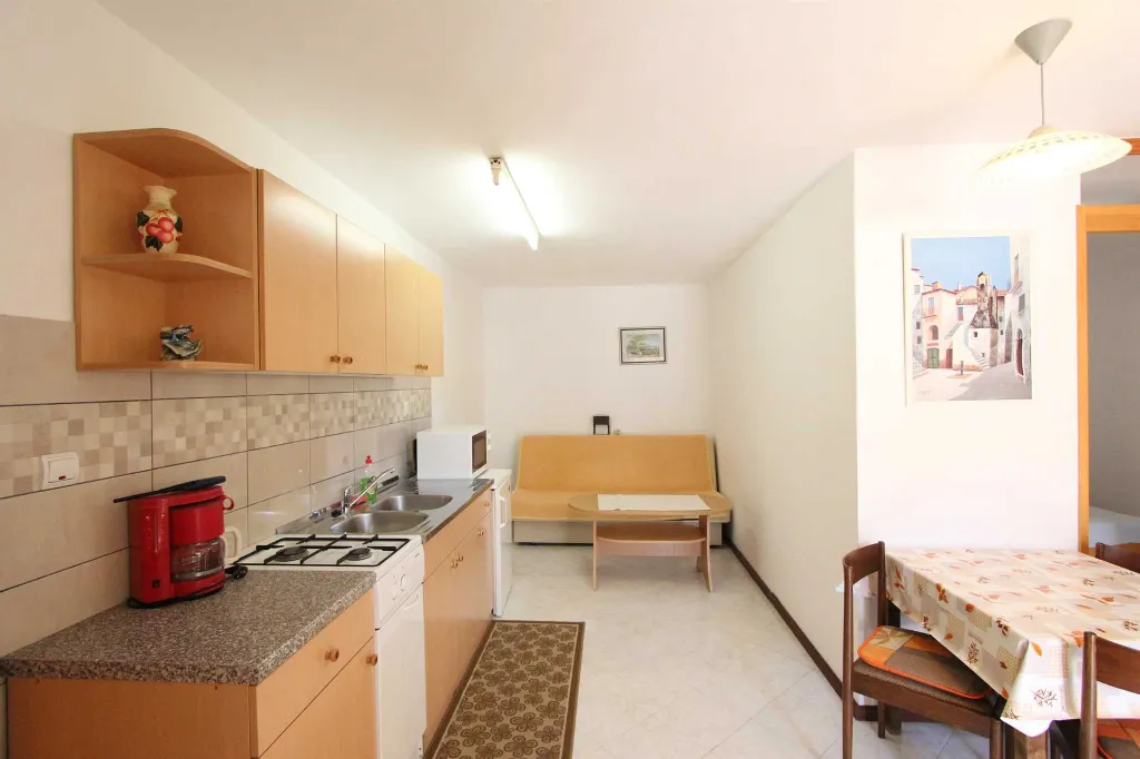 Studio Apartment in Rovinj with Terrace