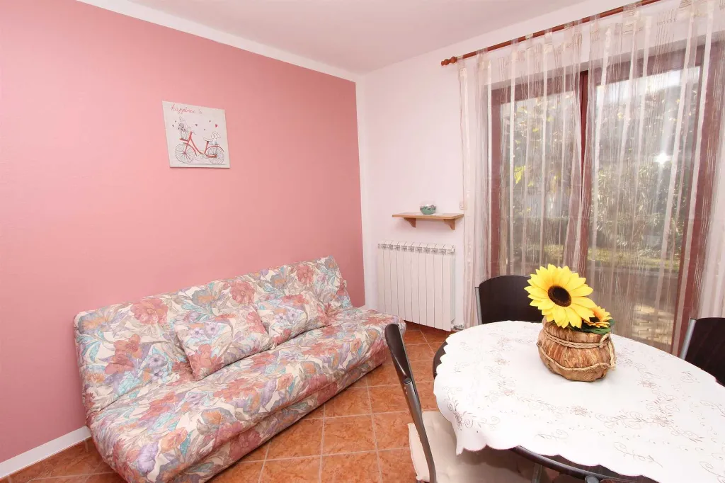 Two-Bedroom Apartment in Rovinj with Terrace