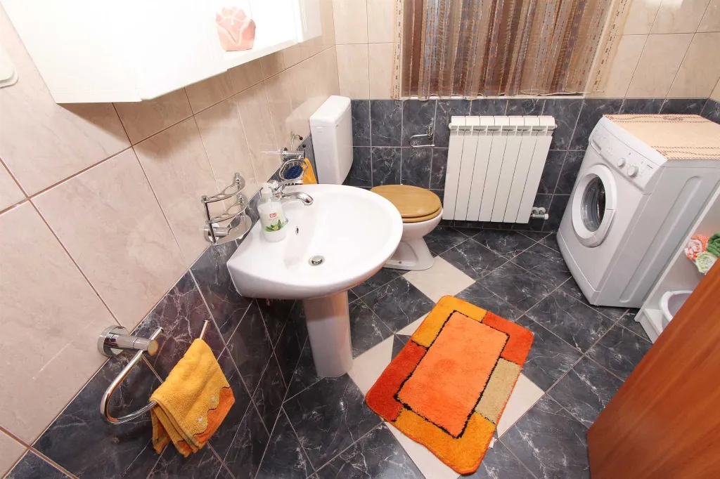 Two-Bedroom Apartment in Rovinj with Terrace