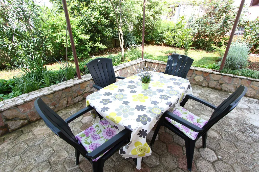 Two-Bedroom Apartment in Rovinj with Terrace