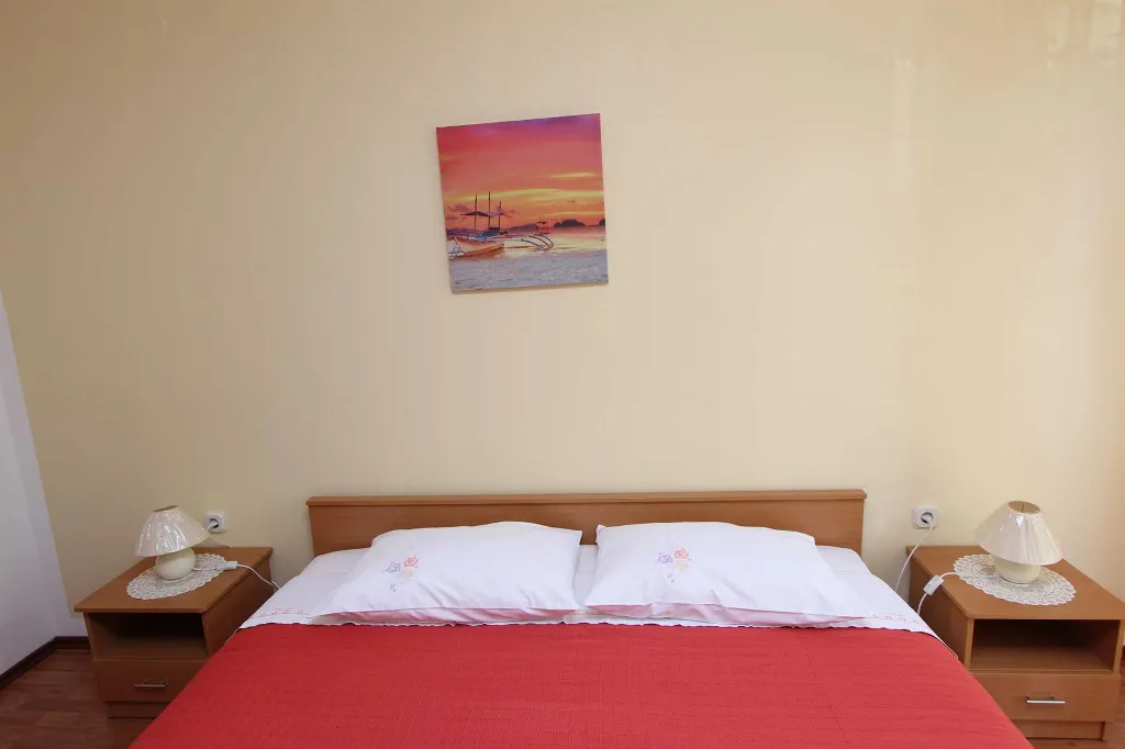 Two-Bedroom Apartment in Rovinj with Terrace