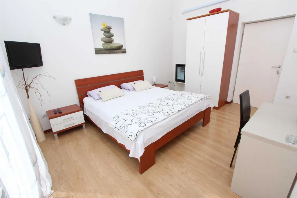 Double Room with Balcony in Rovinj for 2 Guests