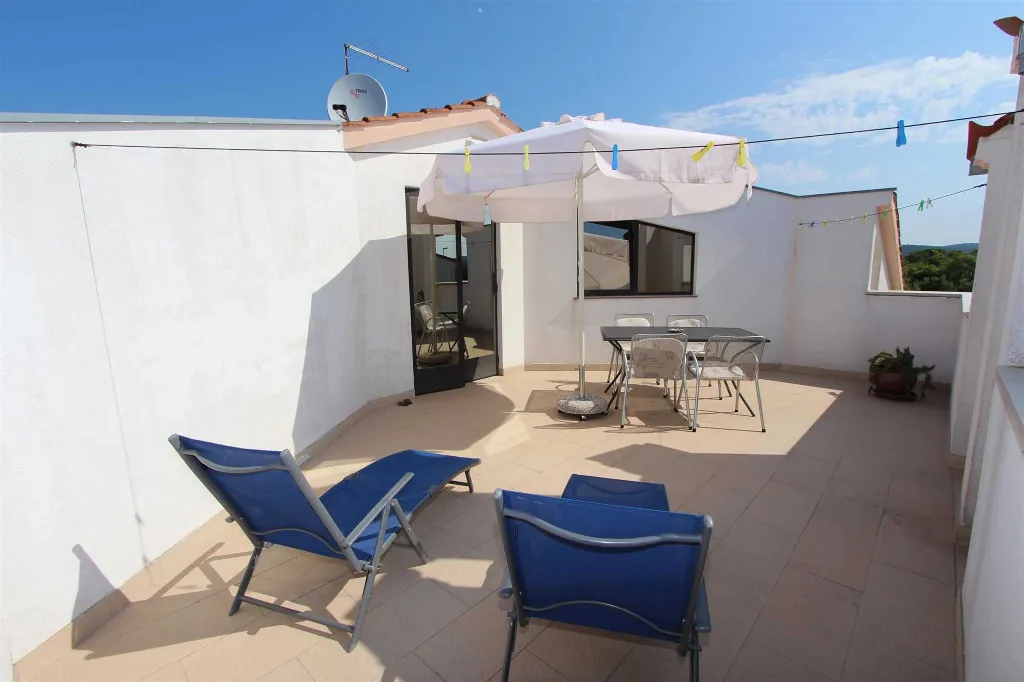 One-Bedroom Apartment with Balcony in Rovinj