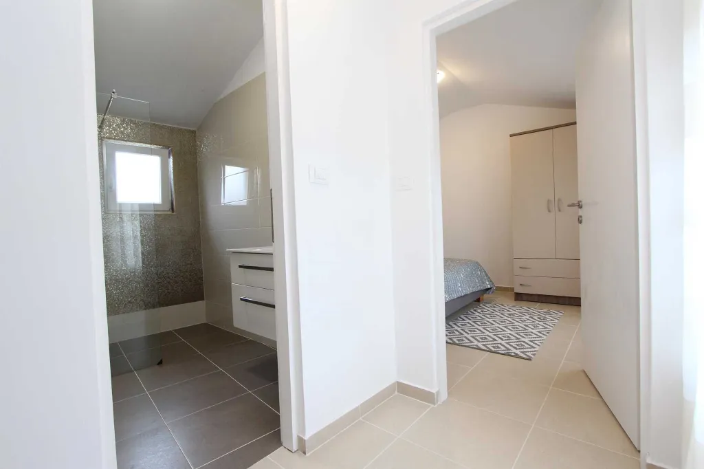 One-Bedroom Apartment in Rovinj for 2–4 Guests