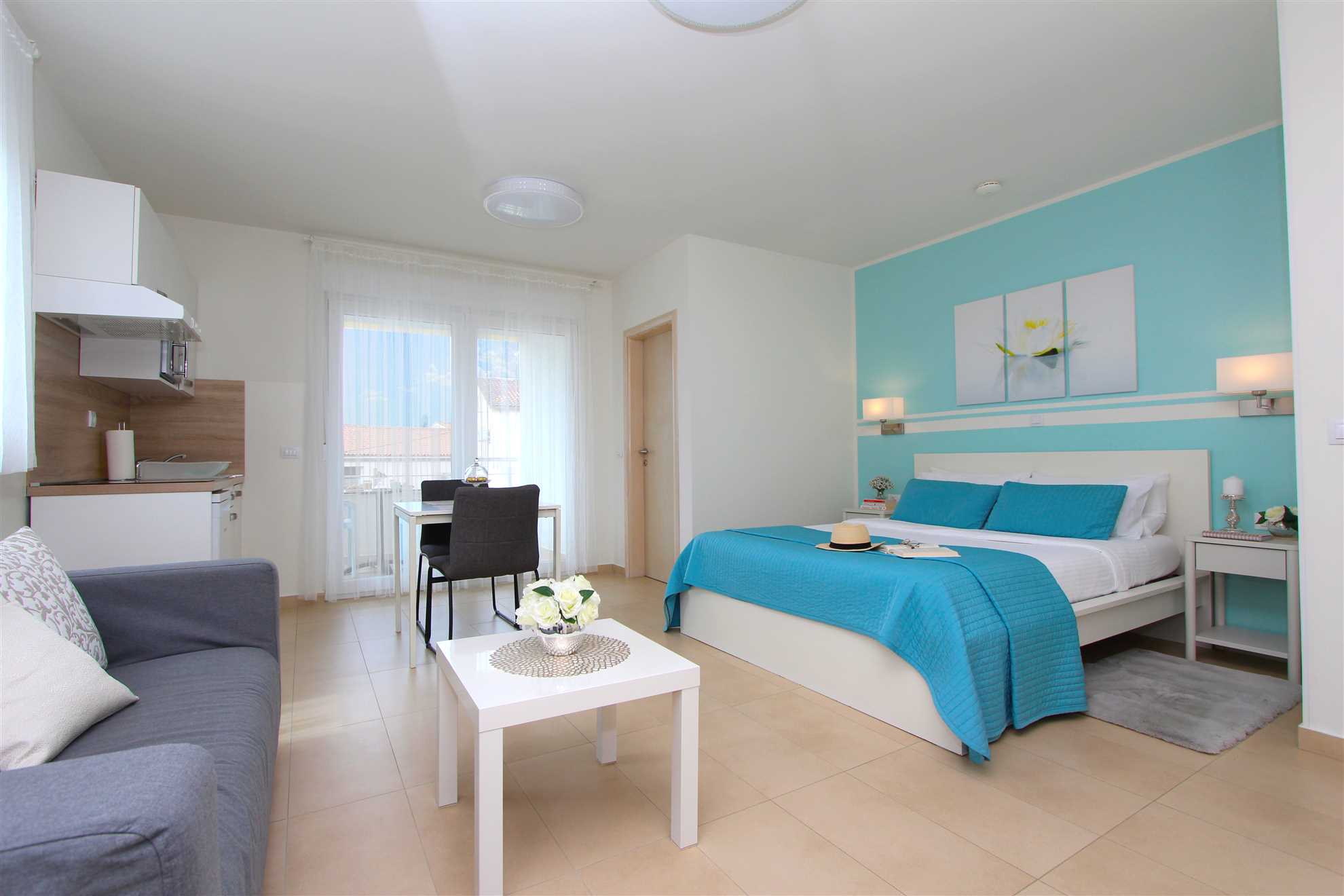 EMANUEL Studio with Balcony 1