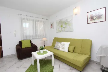 One-Bedroom Apartment in Pula with Terrace