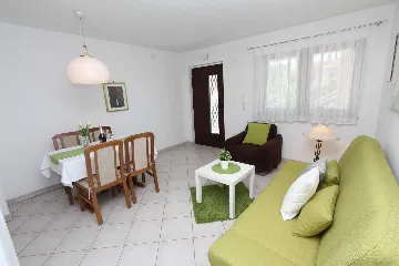 One-Bedroom Apartment in Pula with Terrace