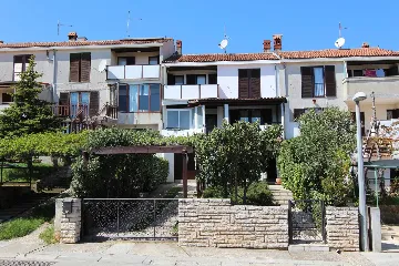 One-Bedroom Apartment in Pula with Terrace