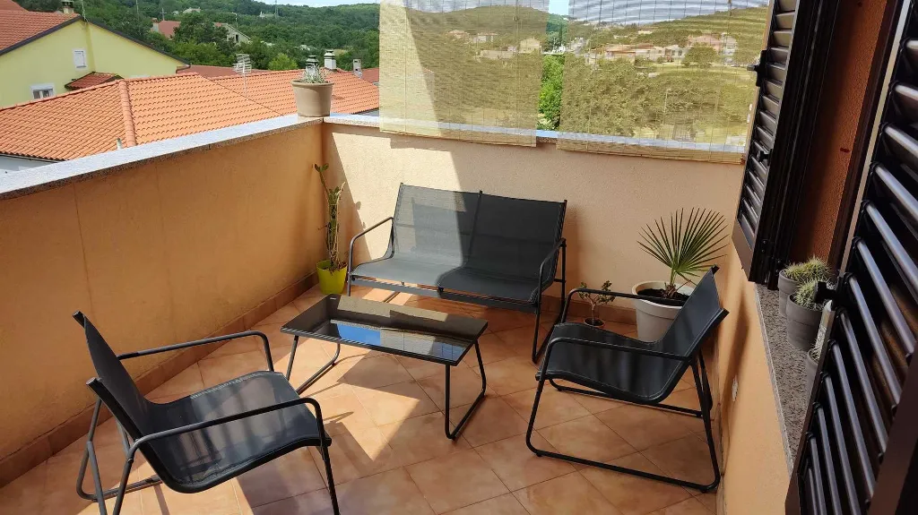 One-Bedroom Apartment in Putini for up to 4 Guests