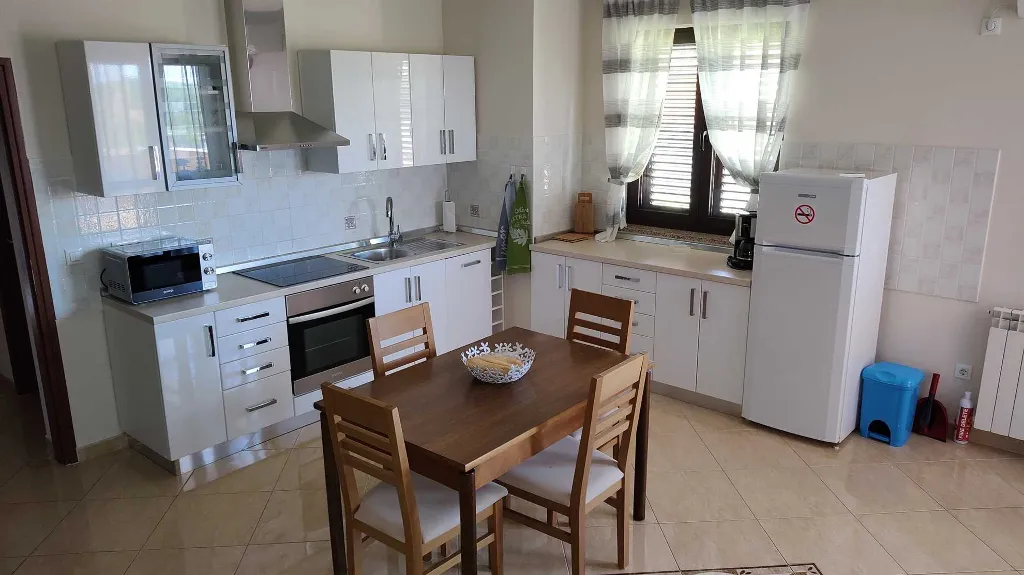 One-Bedroom Apartment in Putini for up to 4 Guests