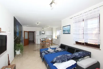 One-Bedroom Apartment in Putini for up to 4 Guests