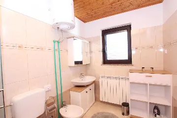 One-Bedroom Apartment in Putini for up to 4 Guests