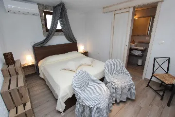 Studio for 2 in Rovinjsko Selo with Shared Pool