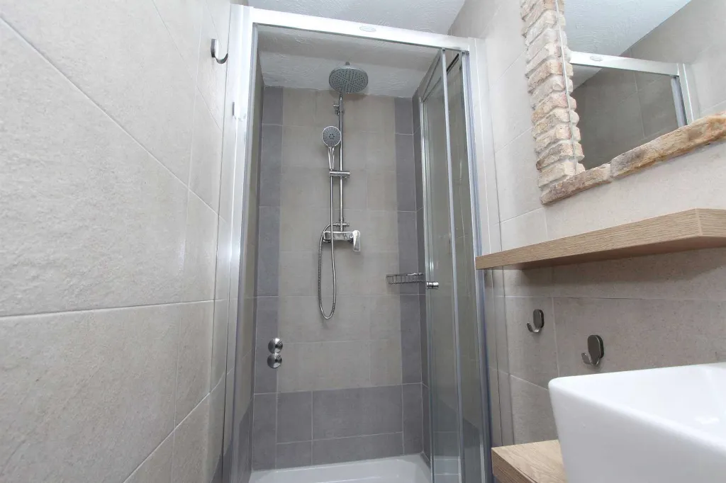 Studio for 2 in Rovinjsko Selo with Shared Pool