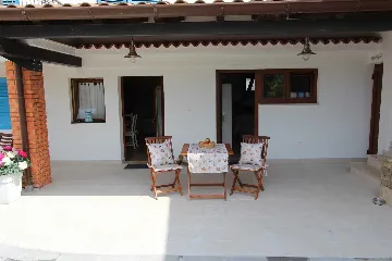 Studio for 2 in Rovinjsko Selo with Shared Pool