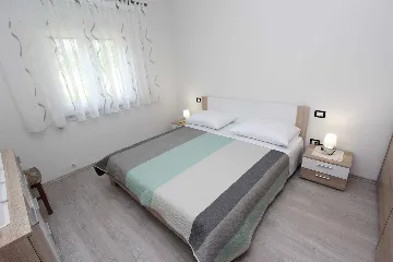 Three-Bedroom Apartment in Rovinj with Parking