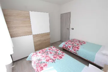 Three-Bedroom Apartment in Rovinj with Parking