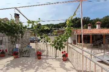 Three-Bedroom Apartment in Rovinj with Parking