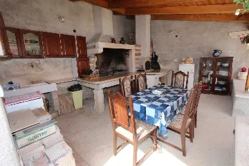 Three-Bedroom Apartment in Rovinj with Parking